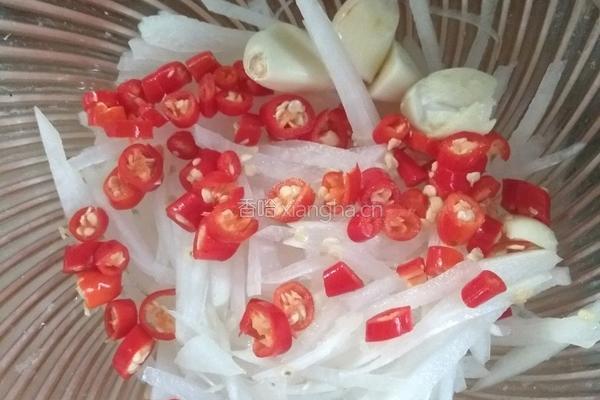 腌白萝卜丝的做法图解3