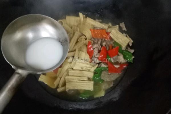 三鲜腐竹堡的做法图解8
