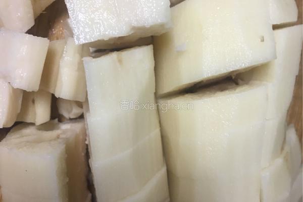 莲藕排骨汤的做法图解2