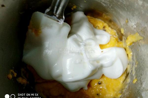 百香果戚风蛋糕的做法图解7
