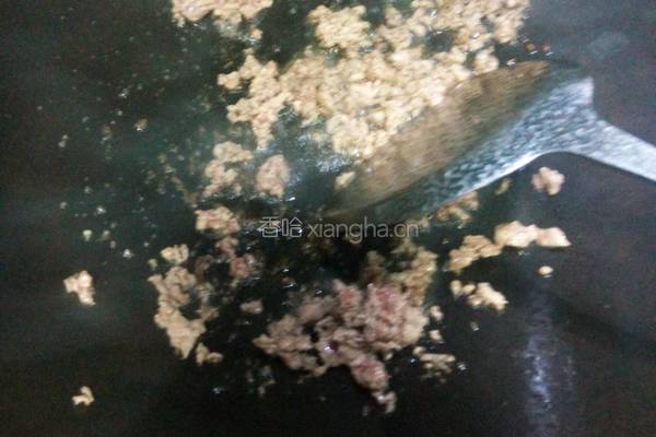 肉末炒青豆的做法图解2