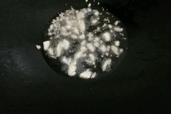 蒜蓉炒荷兰豆的做法图解2