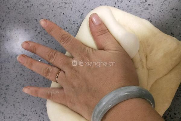 红豆面包圈的做法图解7