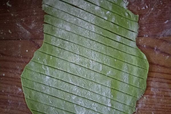蔬菜手工面的做法图解6
