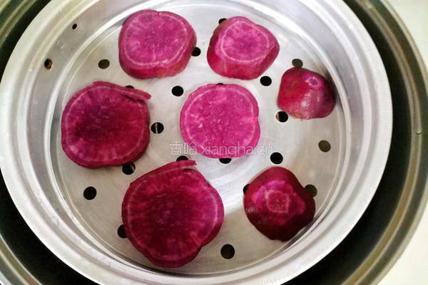 豆沙紫薯糯米饼的做法图解3