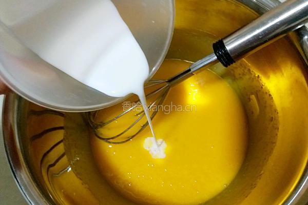 抹茶奶油蛋糕卷的做法图解4