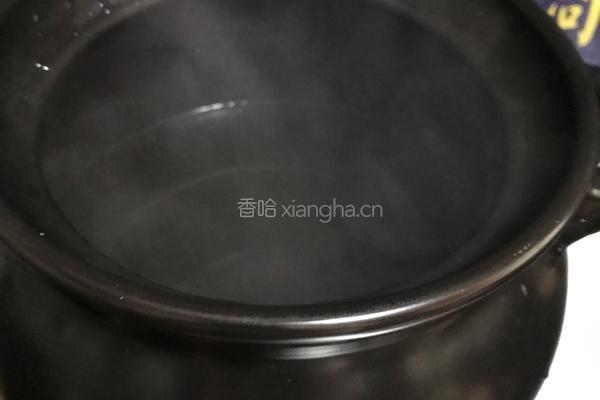 枸杞黑鱼汤的做法图解3