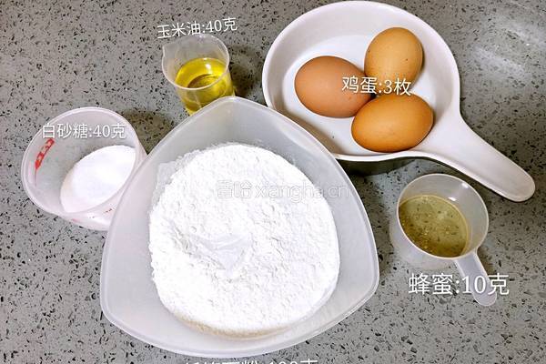 蛋糕甜甜圈的做法图解1