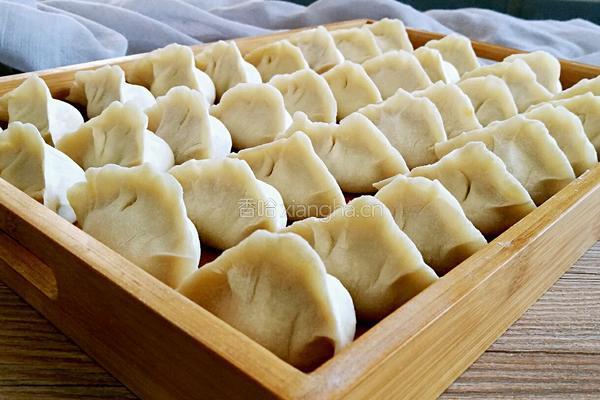 猪肉白菜饺子的做法图解21