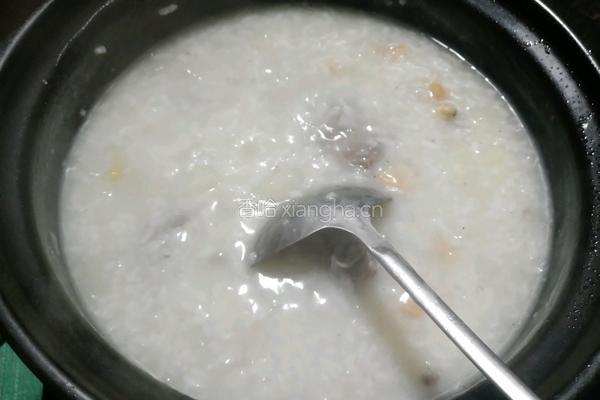 龙骨干贝山药粥的做法图解6