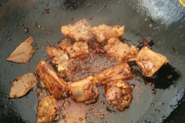 土豆烧排骨的做法图解5