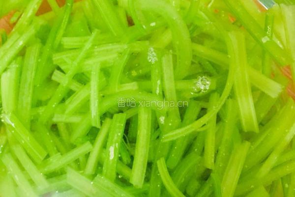 芹菜炒香干的做法图解6