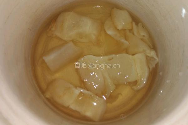 冰糖鱼胶的做法图解3