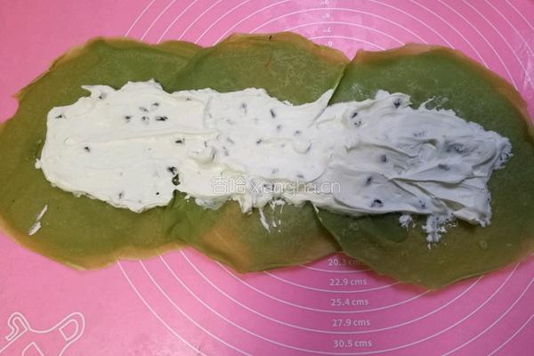 抹茶蜜豆毛巾卷的做法图解11
