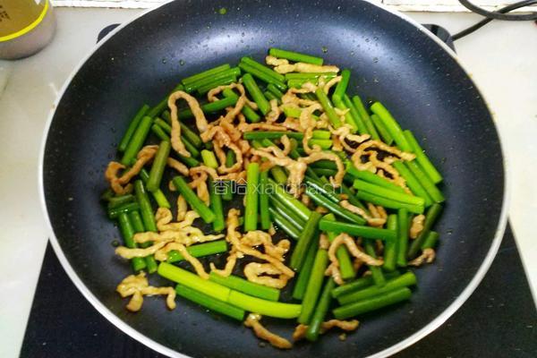 蒜苔炒肉丝的做法图解15