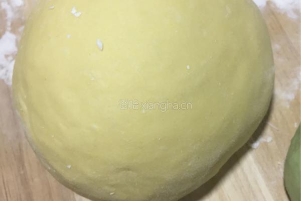 蔬菜汁水饺的做法图解2
