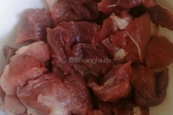 土豆炖牛肉盖饭的做法图解2