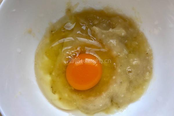 香蕉玉米饼的做法图解2