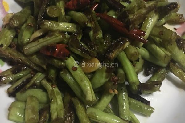 干煸豆角的做法图解5
