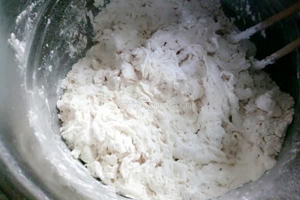 冬至之羊肉胡萝卜饺子的做法图解3