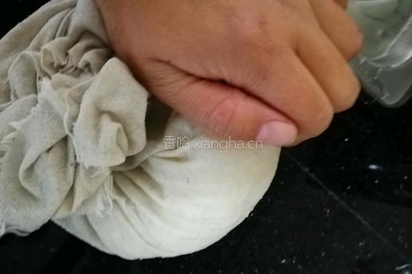 河南人冬至必吃～～萝卜馅儿水饺的做法图解7