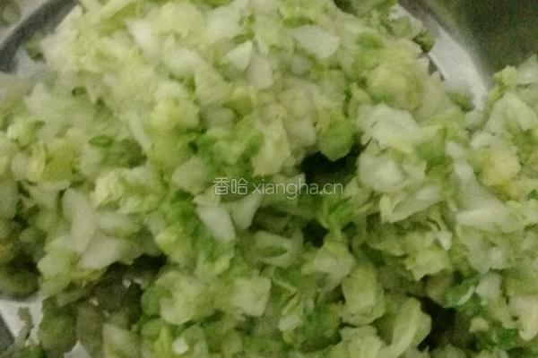 珍珠菜香菇肉馅的做法图解3