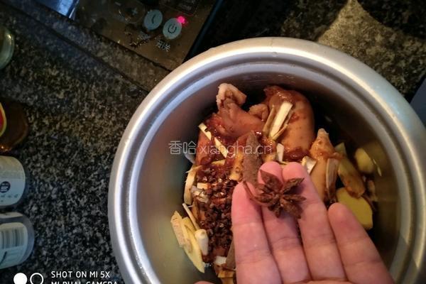 电饭锅酱猪蹄的做法图解12