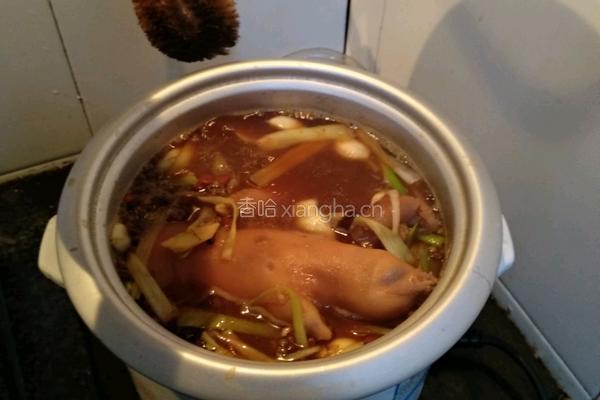 电饭锅酱猪蹄的做法图解18