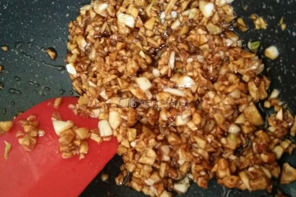 蒜蓉粉丝蒸虾的做法图解9
