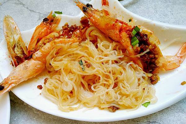 蒜蓉粉丝蒸虾的做法图解13