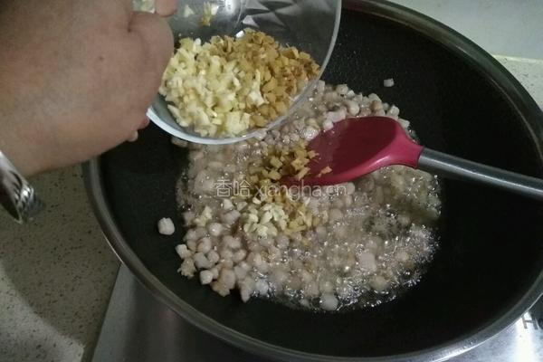 自制香菇肉末酱的做法图解4