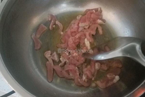 豆芽炒肉的做法图解3