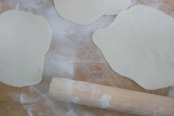 韭菜鸡蛋馅饺子的做法图解4