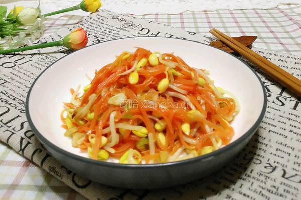 胡萝卜丝炒黄豆芽的做法图解9