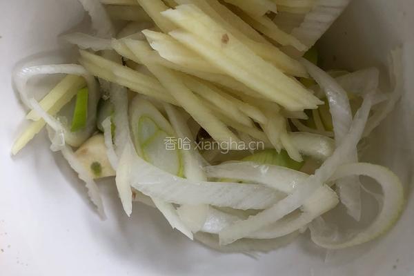红烧黄花鱼的做法图解2