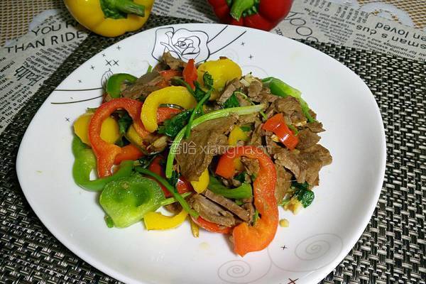 彩椒爆牛肉的做法图解1
