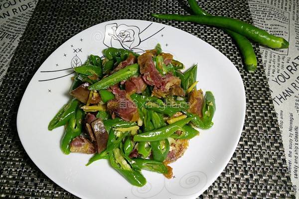 腊鸭腿炒辣椒的做法图解10