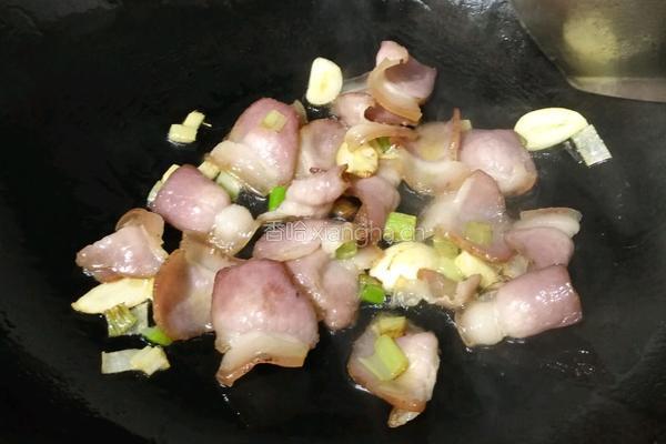 彩椒炒腊肉的做法图解7