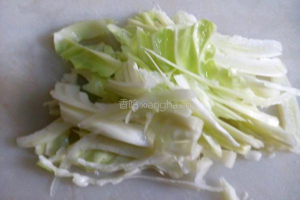 酸辣手撕包菜的做法图解3