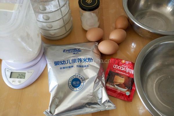 婴儿米粉拉花戚风（8寸）的做法图解1