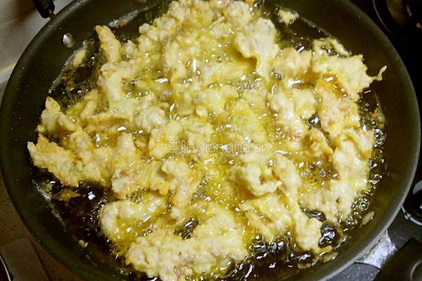 鲁菜大师孔府菜系蒋家菜香酥焦麻肉的做法图解5