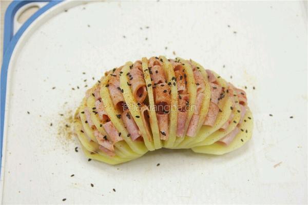 风琴土豆：好吃易做的新手装逼级小吃的做法图解6