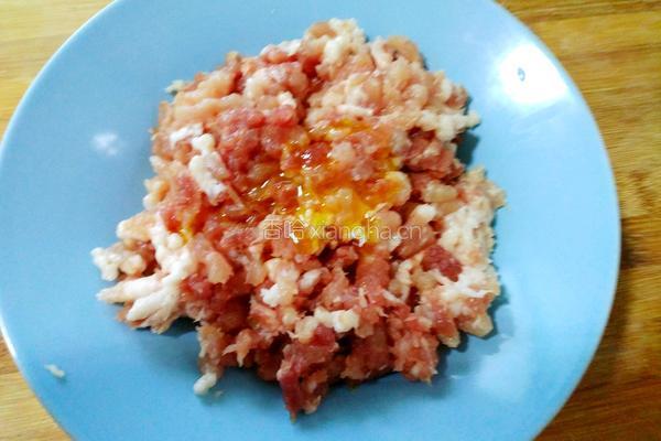 韭菜肉蒸饺的做法图解3