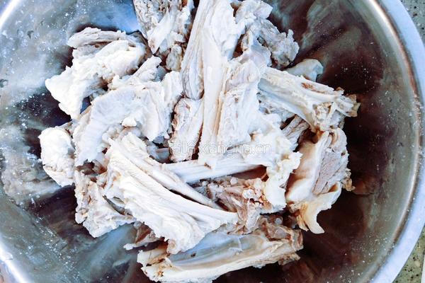 胡萝卜炖羊排的做法图解3