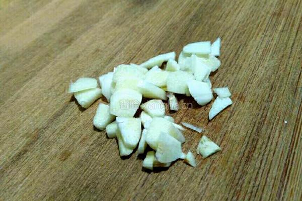 烂肉豌豆(肉末豌豆)的做法图解2