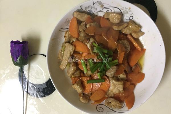红萝卜炒肉片的做法图解3