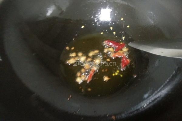 蘑菇炒肉的做法图解6