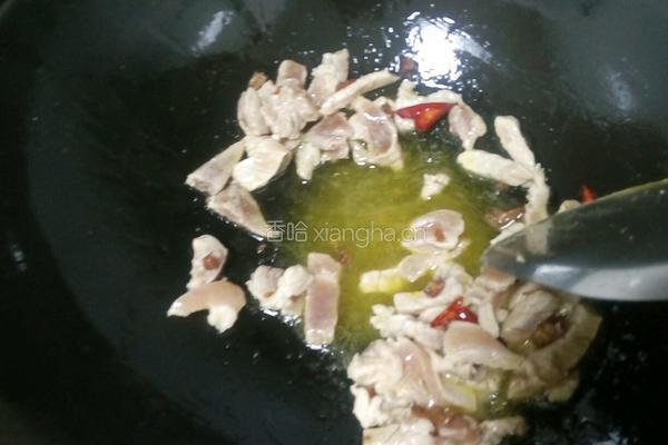 蘑菇炒肉的做法图解7
