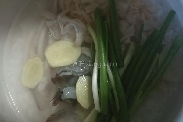 海鲜粥的做法图解4