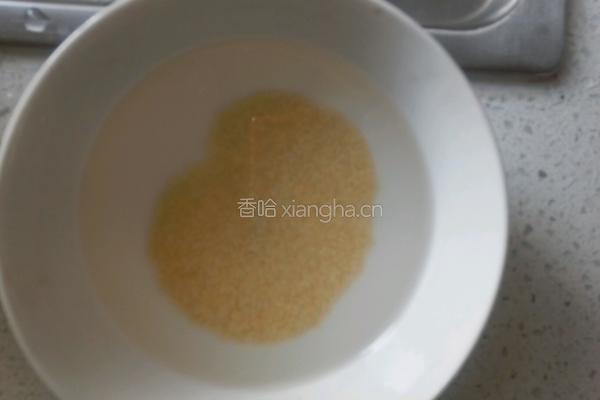 小米山药粥的做法图解2